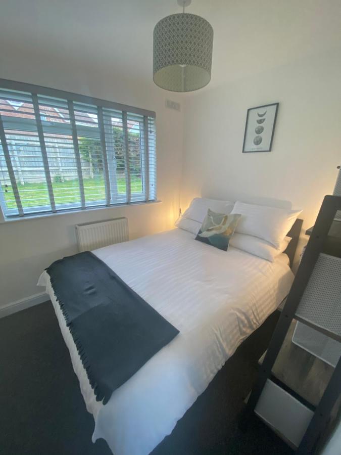 Beau - Brambles Chine, Colwell Bay - 5 Star Wifi - Short Walk To The Hut And Beach - 1 Night Stays Available - Ferry Offers Freshwater Eksteriør bilde
